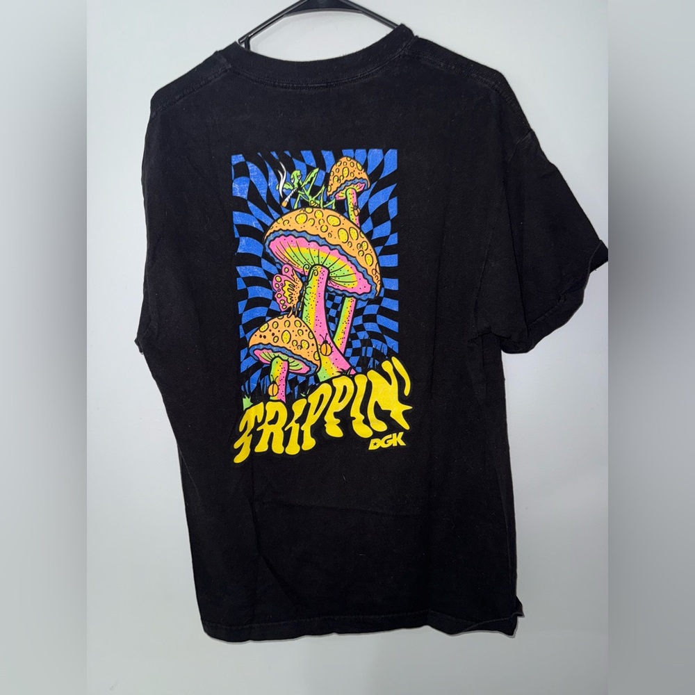 Men’s trippin shirt size large shirt
